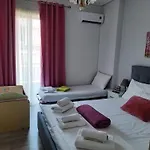شقة Villys كالاماتا